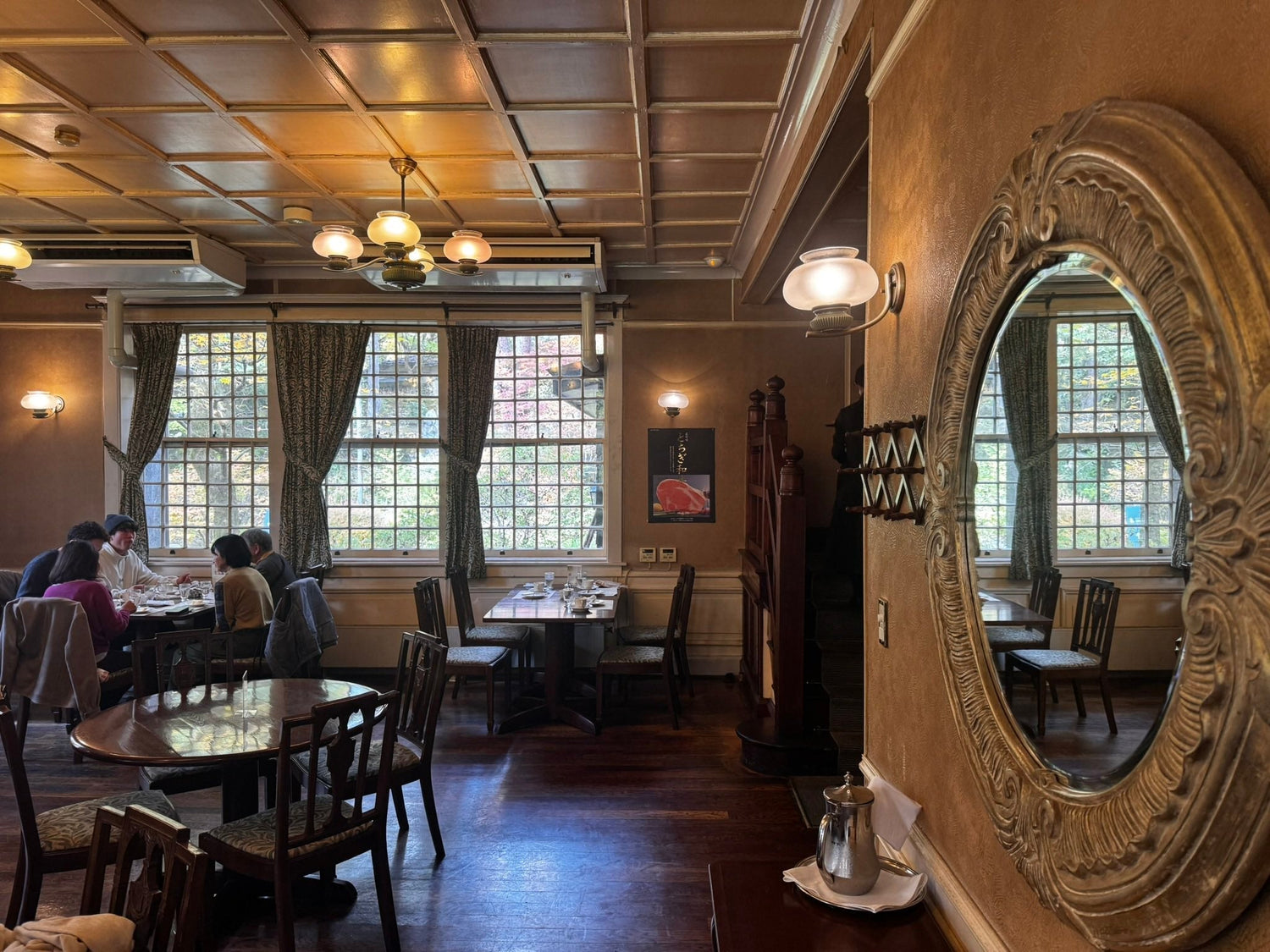 Vinyl Record Pressing Plants: Inside the Industry Keeping Analog Alive