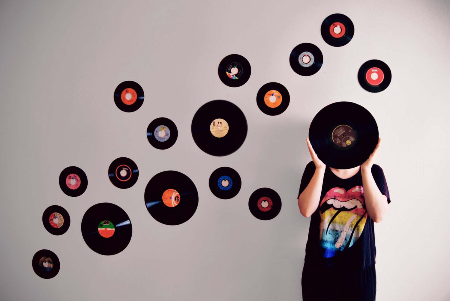 Vinyl Records for Relaxation: Building the Ultimate Chill Playlist