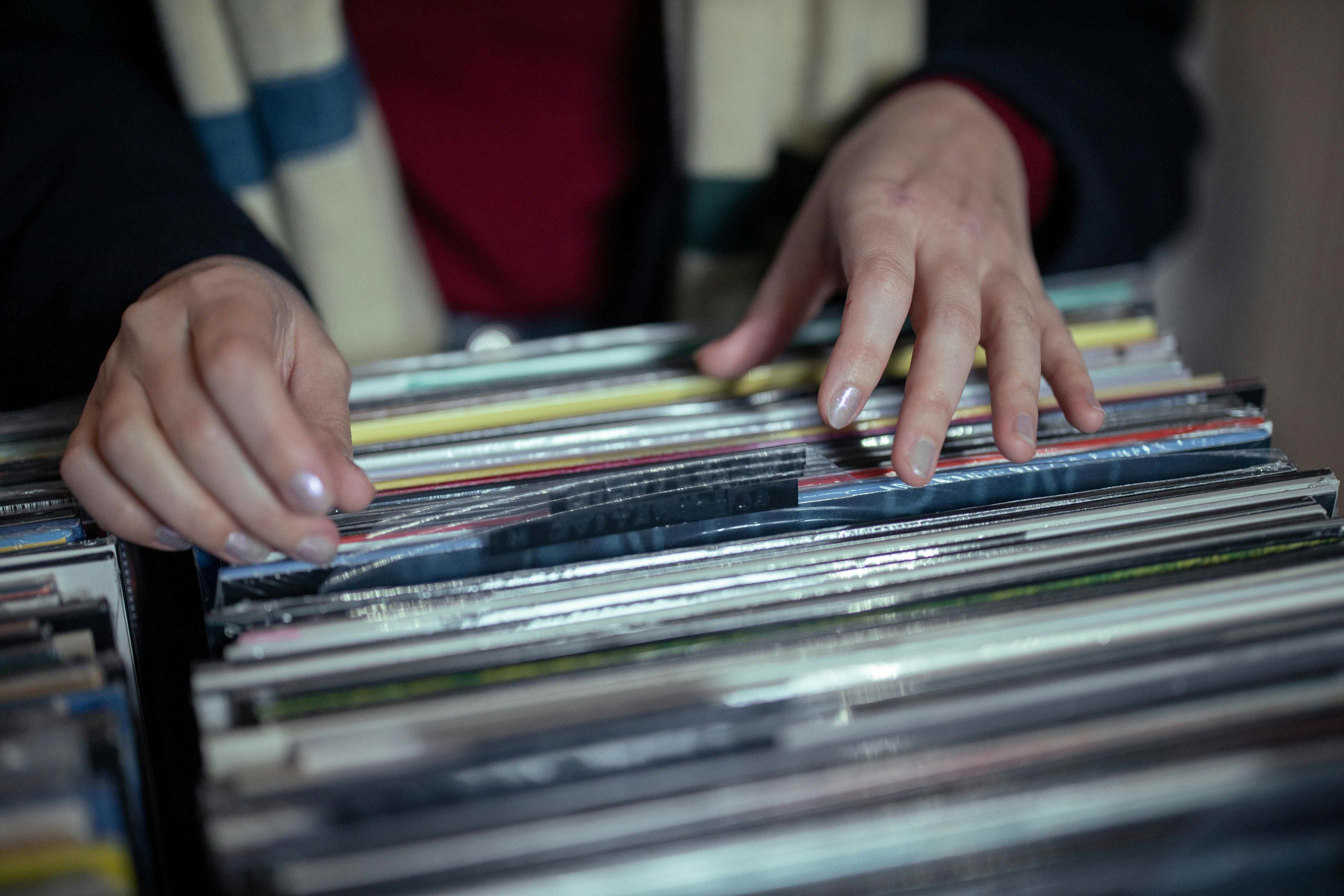 Best Portable Turntables with Built-In Speakers: A Realist's Guide