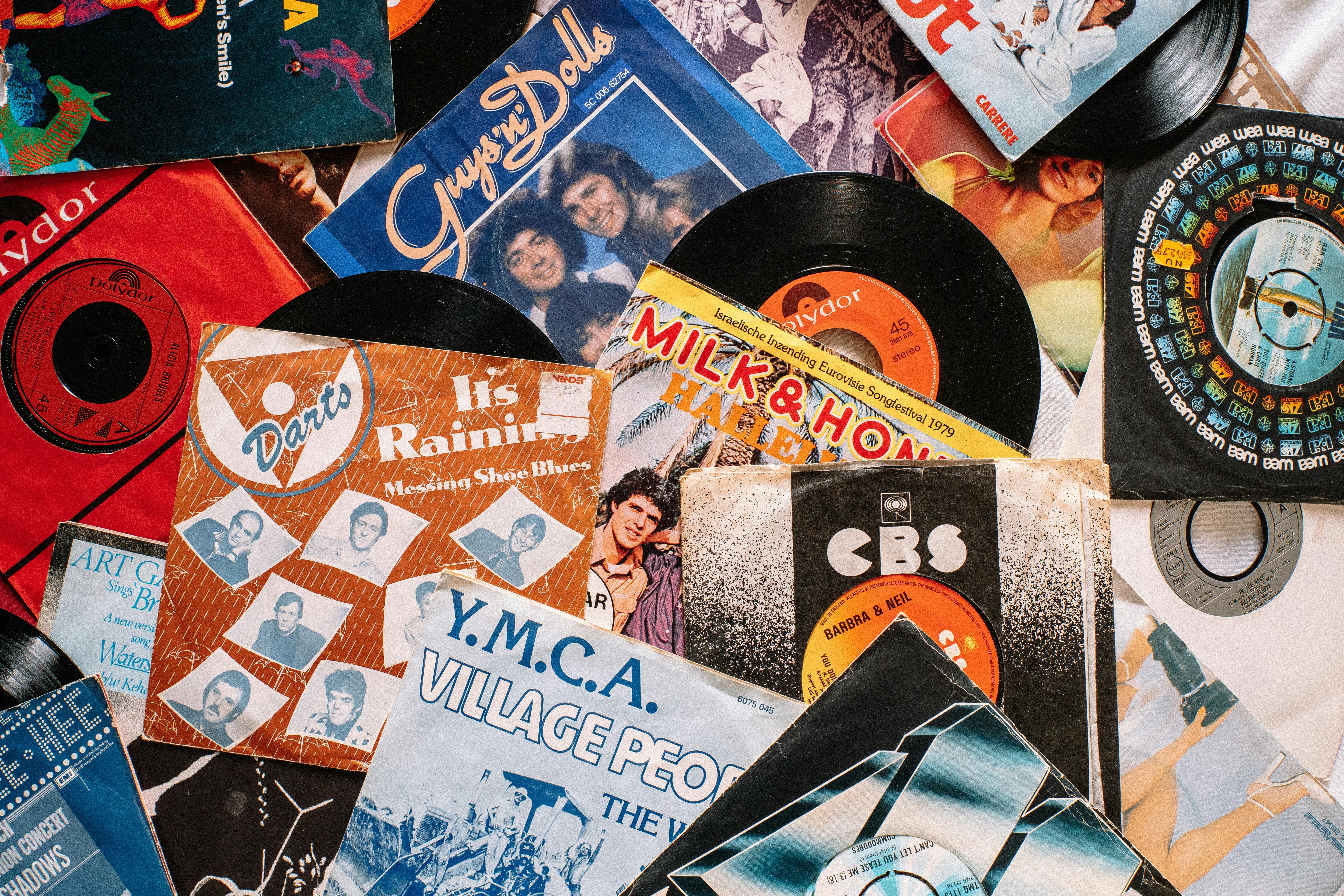 Record Player Maintenance: 7 Common Mistakes to Avoid for Sonic Bliss & Gear Longevity