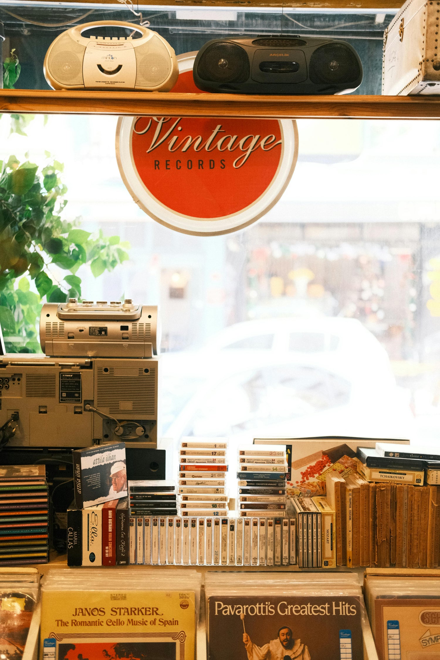 Vinyl Subscription Services: Are Monthly Record Clubs Worth It?